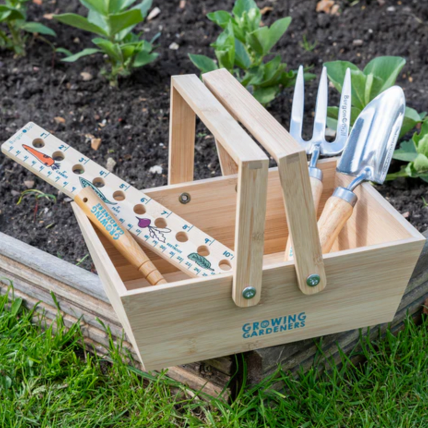 Burgon & Ball stainless steel hand fork in wooden harvesting basket