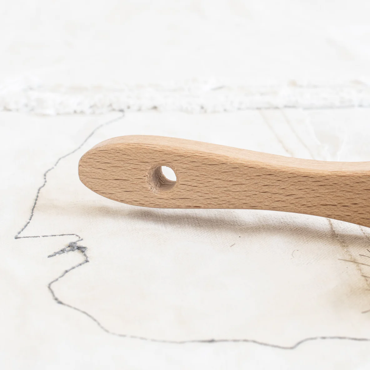 Handle of Fathom Horse Hair Hand Dust Brush - German-made 29x4x7cm beech wood handle with natural waxed finish, pure horsehair bristles in black or light beard, durable eco-friendly cleaning brush, ideal for pairing with elegant dustpans.