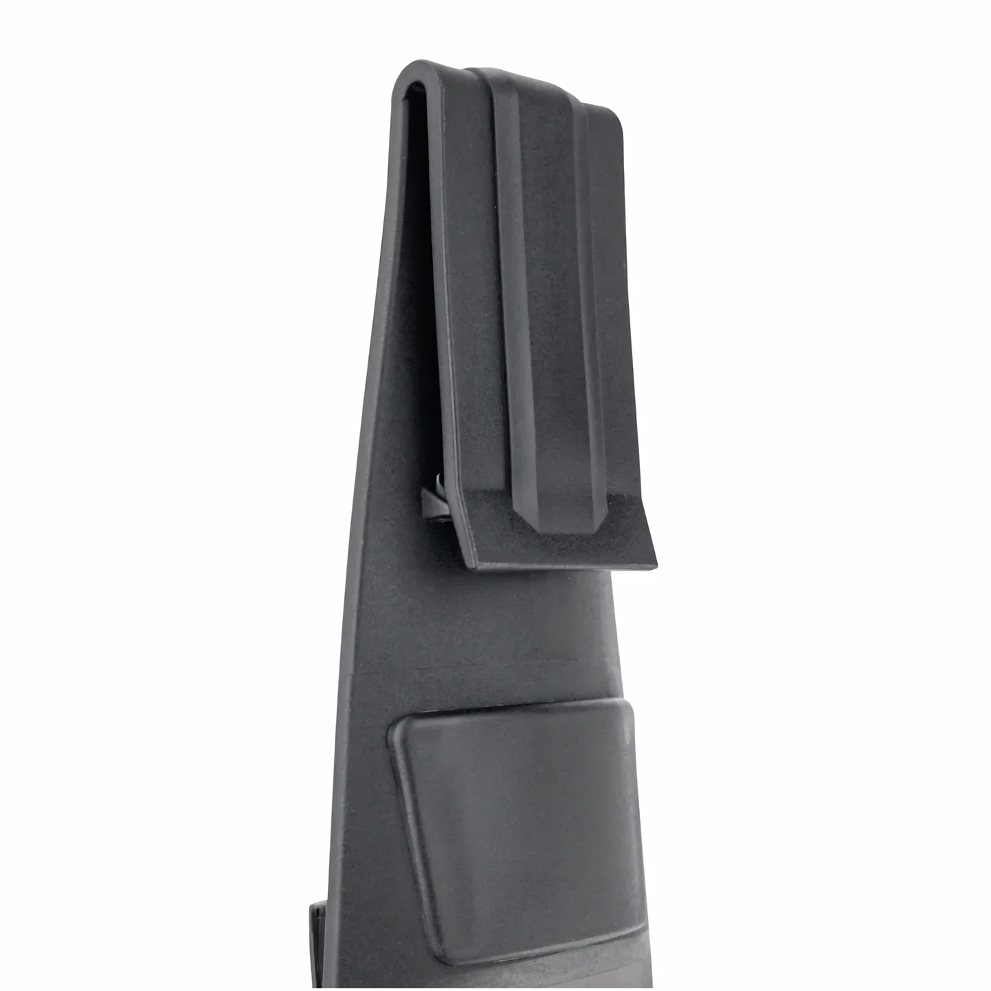 Featuring the sheath belt hook from the Fathom Hori Hori Japanese Garden Knife with Sheath features a dual edged that is one serrated and one straight with scalloped stainless steel, hardwood handle and hard sheath.