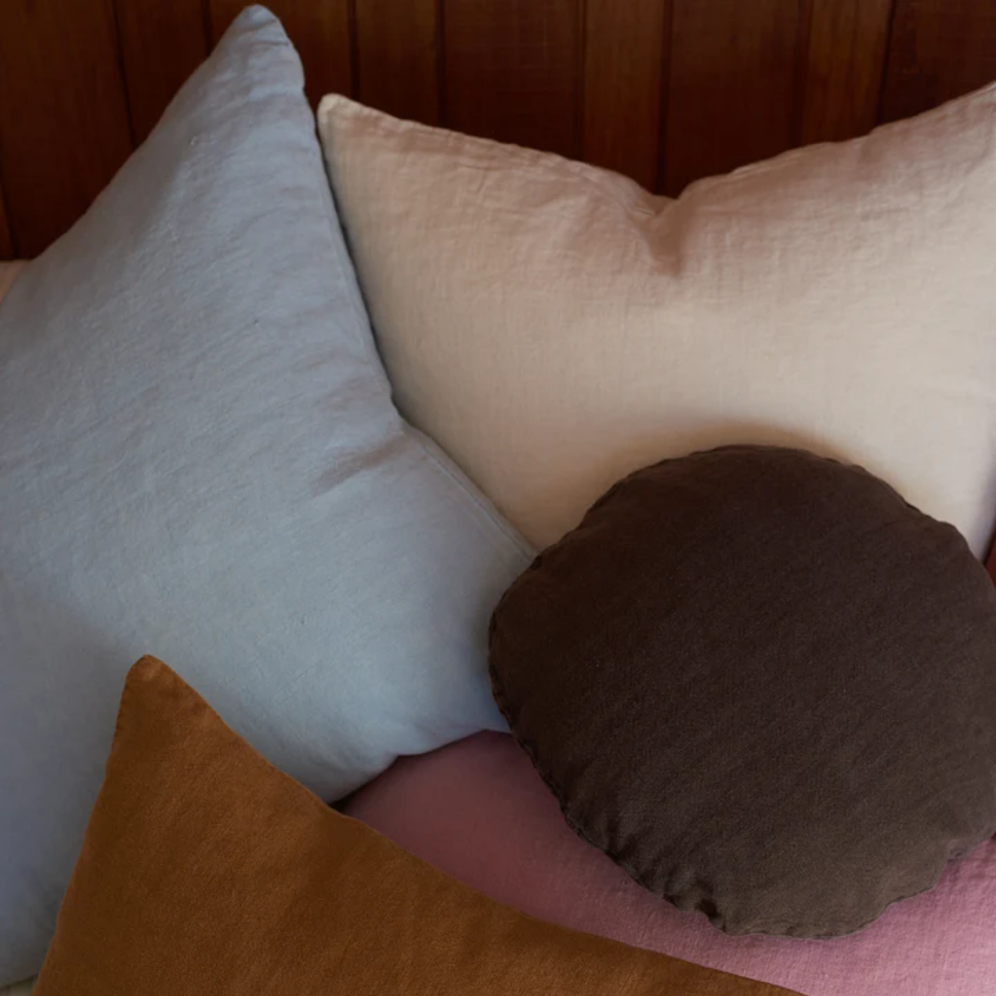 Assorted Hommey linen range