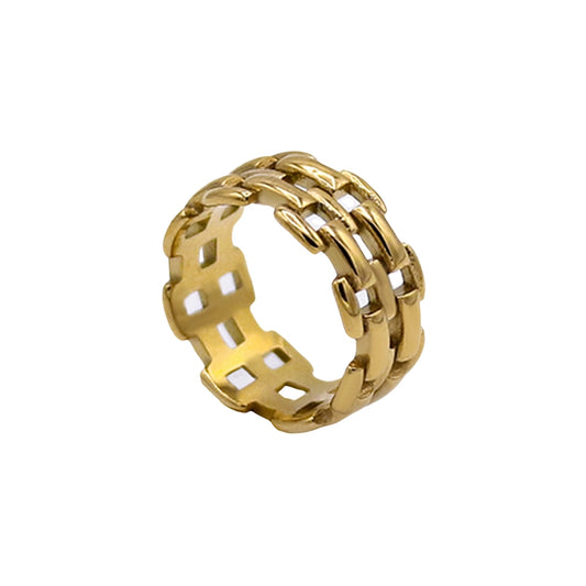 AEC Paris Elisa Gold size 6 ring on white background