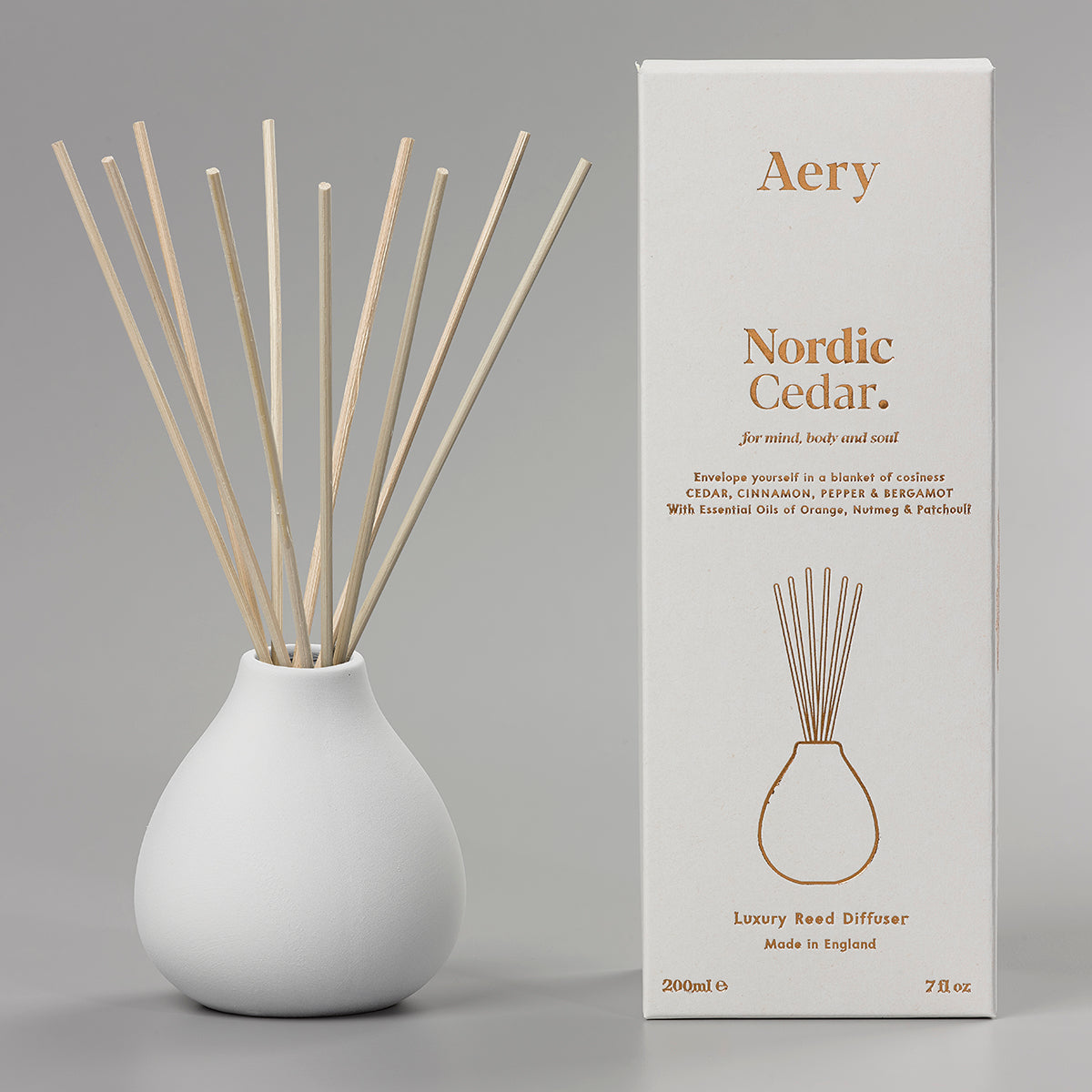 Aery Nordic Cedar 200ml diffuser from the Fernweh collection showing diffuser and packaging on white background