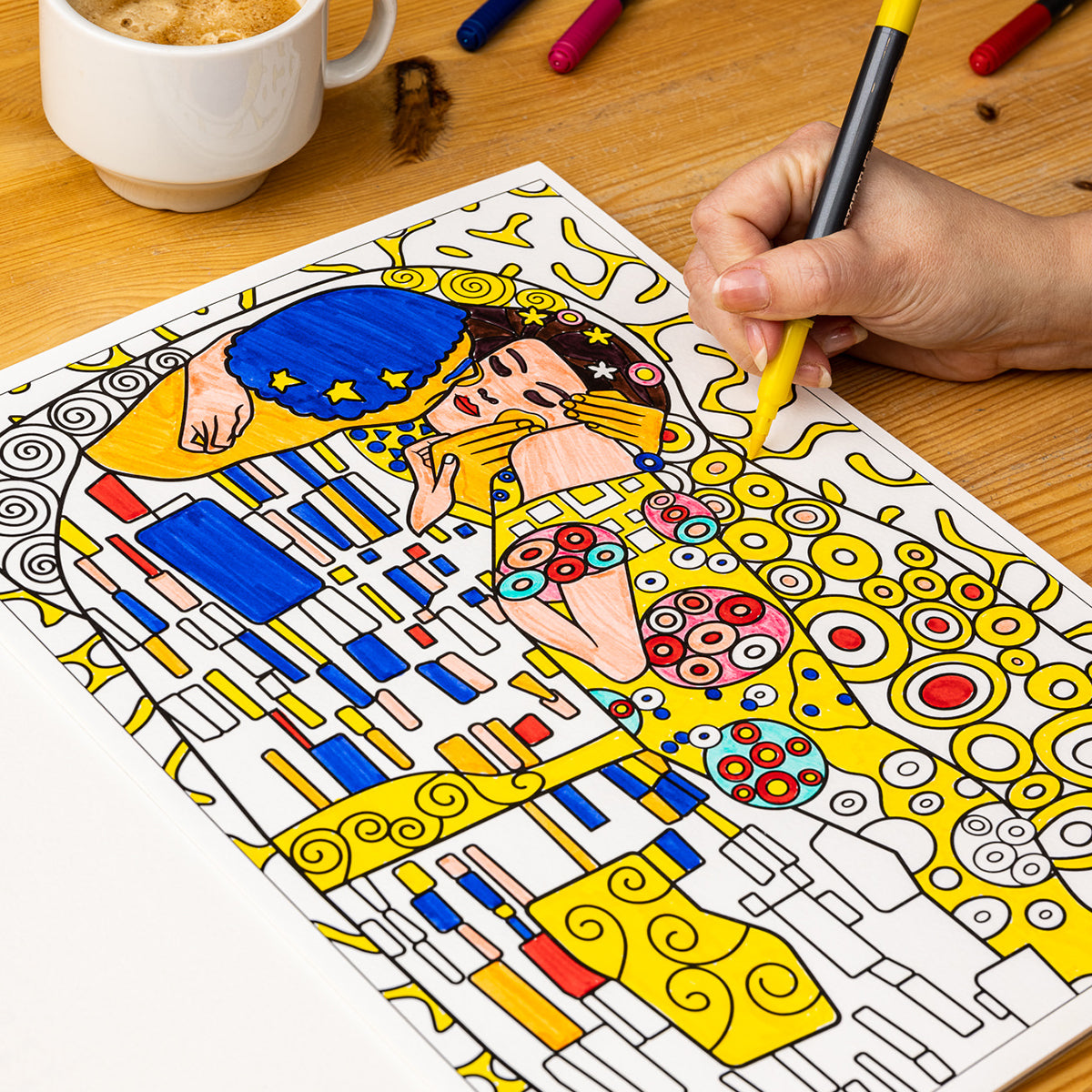The Kiss coloring page from Today Is Art Day Masterpieces colouring book - large-format 12-artwork colouring book, multicolour premium recycled 180g FSC-certified paper material, featuring classics like Mona Lisa, The Great Wave, The Kiss, The Scream and more, designed for pencils, watercolours, paint, and ink.