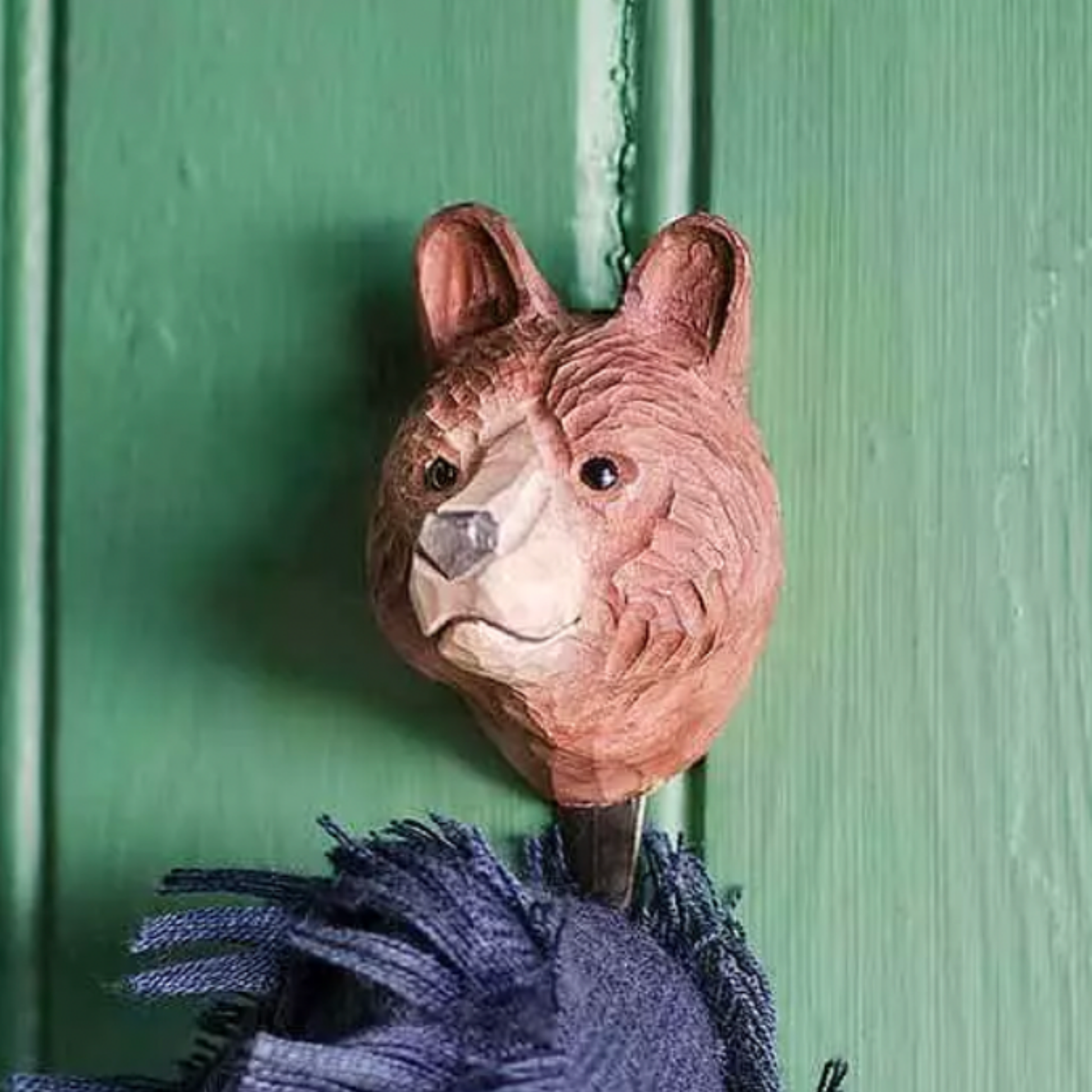 Wildlife Garden Wall Hook Brown Bear close up on display hanging a scarf 