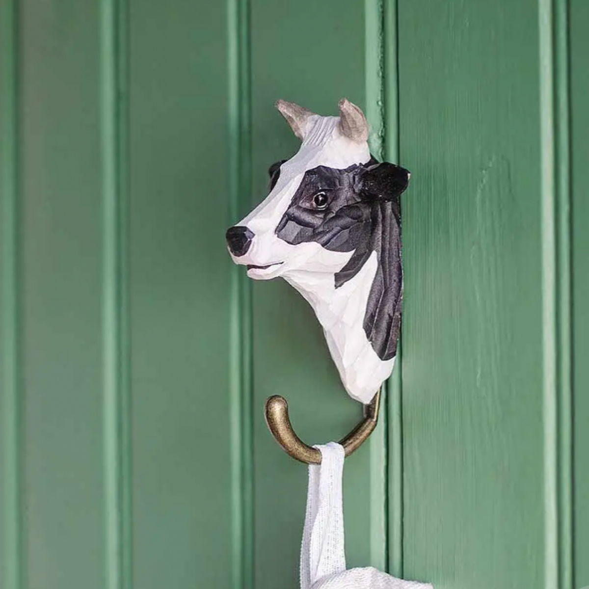 Wildlife Garden Wall Hook Cow close up on display hanging a bag side view