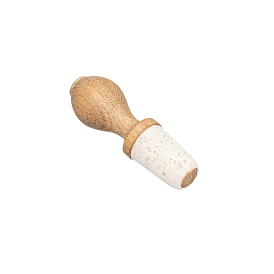 Natural cork and FSC-certified oak wine stopper, designed for an elegant and sustainable way to preserve your wine.