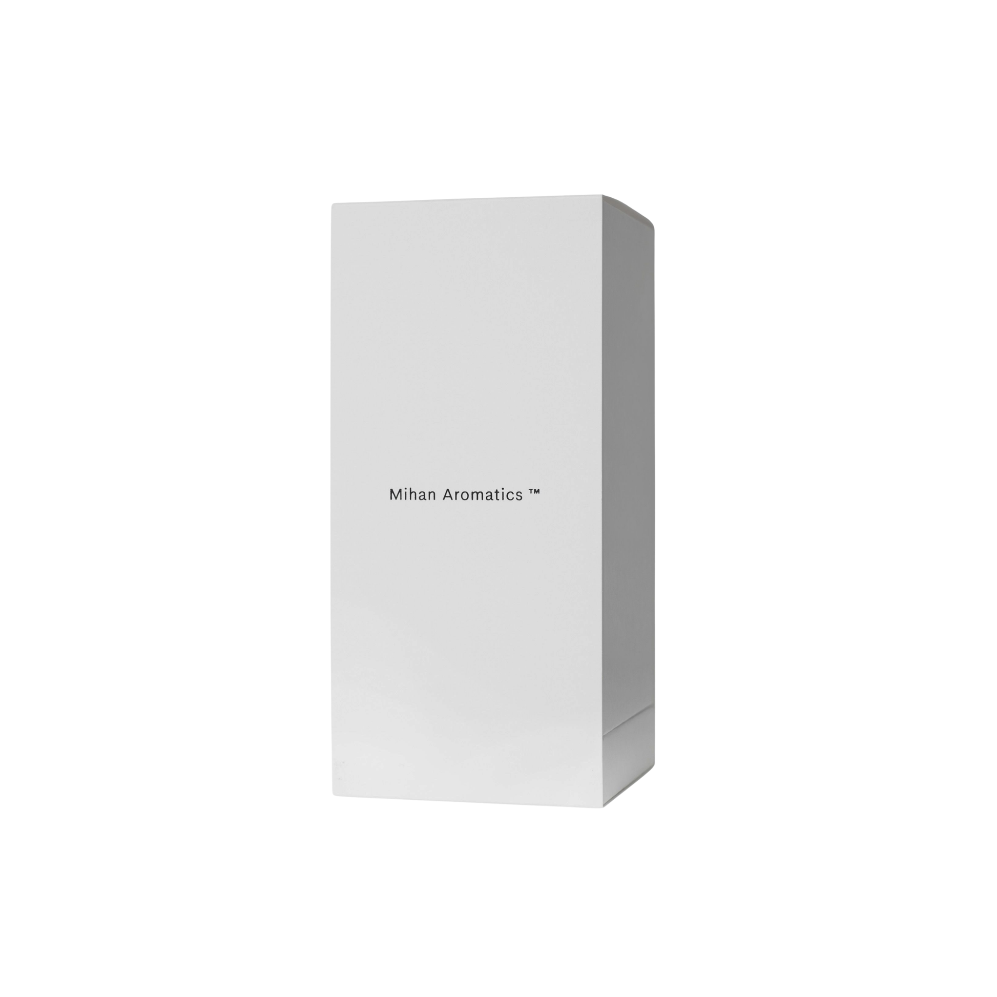Mihan Aromatics 100ml Petrichor Plains front angled view box