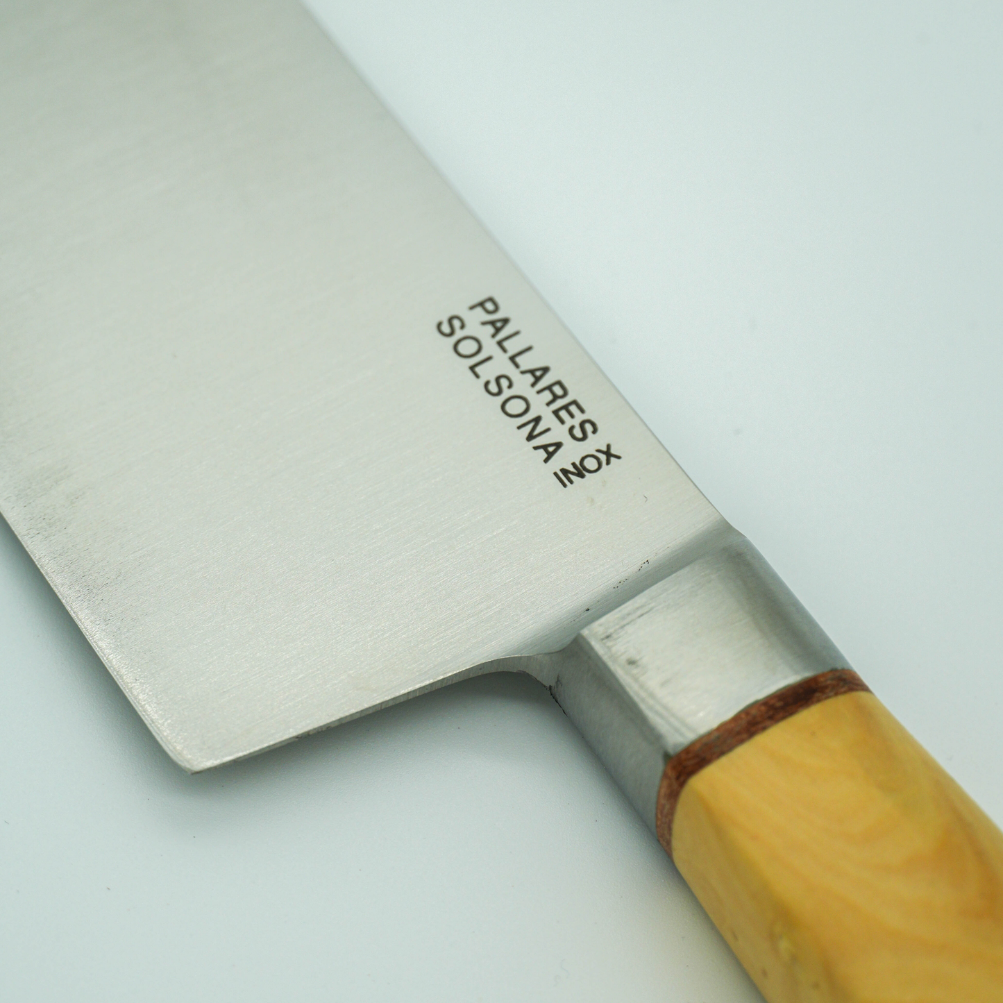 Close up on the knife logo from Pallares Solsona Usuba Knife 17.5cm Stainless Steel Boxwood Handle