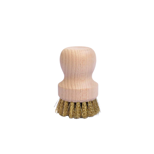 Redecker bbq brush with beech handle front view 