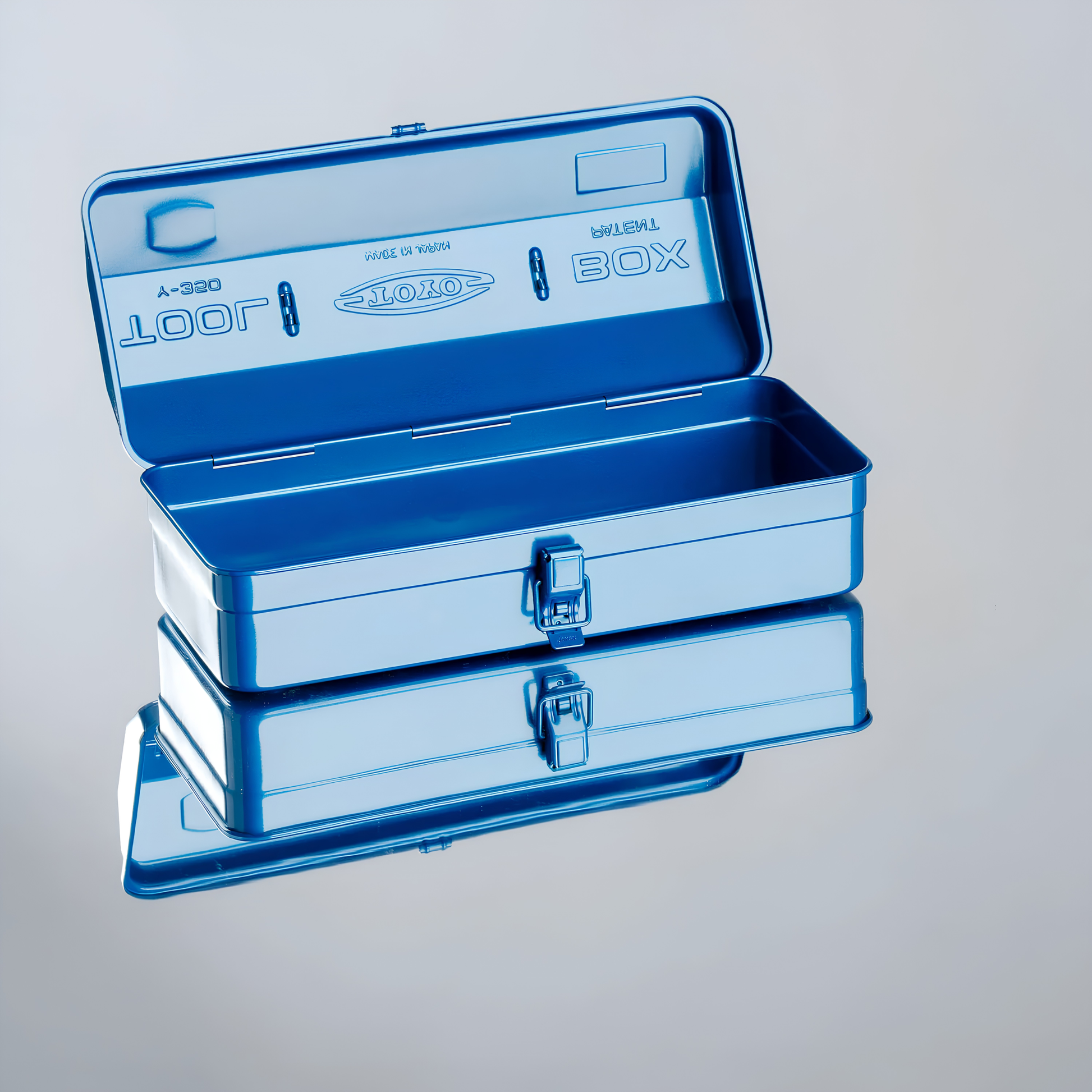 Open and front view of the Toyo Toolbox Camber Top Y-350 Matte Blue from pressed steel, combines with ample storage capacity and sleek stylish look.