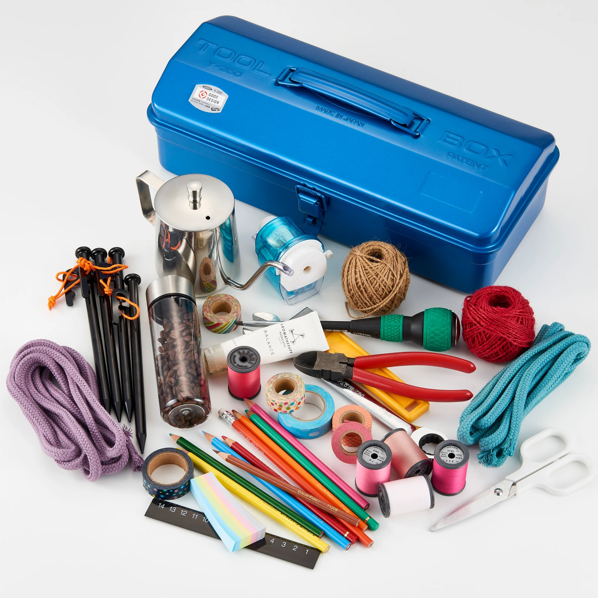 Handy items like tools, yarn, pencils and other handy items inside the Toyo Toolbox Camber Top Y-350 Matte Blue which is from pressed steel, combines with ample storage capacity and sleek stylish look.