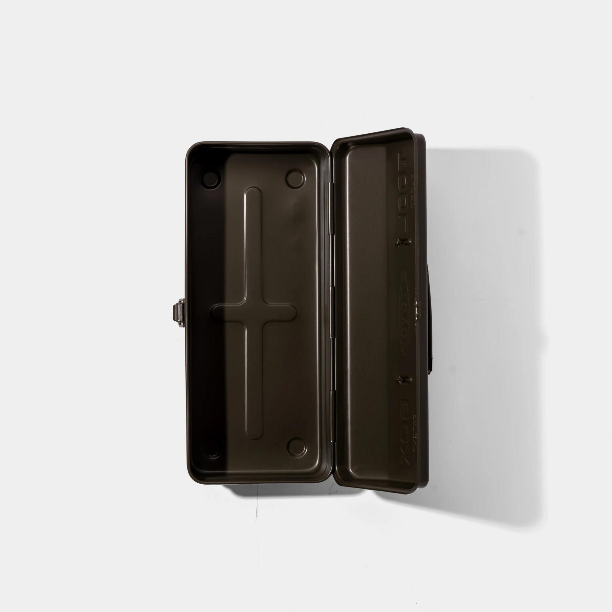 Open and top view of the Toyo Toolbox Camber Top Y-350 Matte Moss Green which is from pressed steel, combines with ample storage capacity and sleek stylish look.