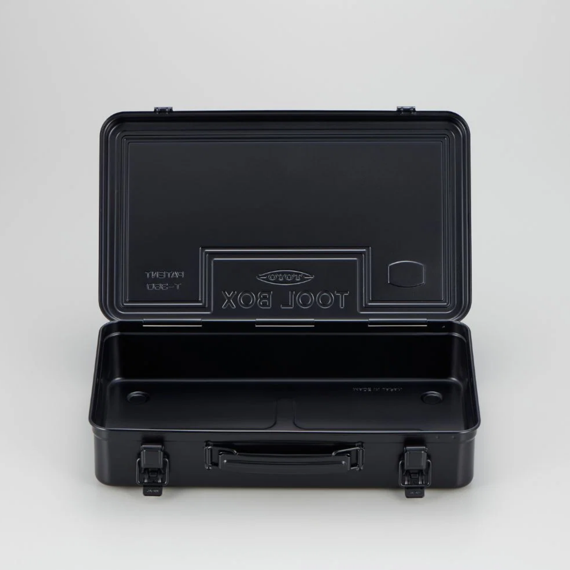 Open Toyo Toolbox Trunk Shape Toolbox T-360 Black made from pressed steel plate, matte with no sharp edges.